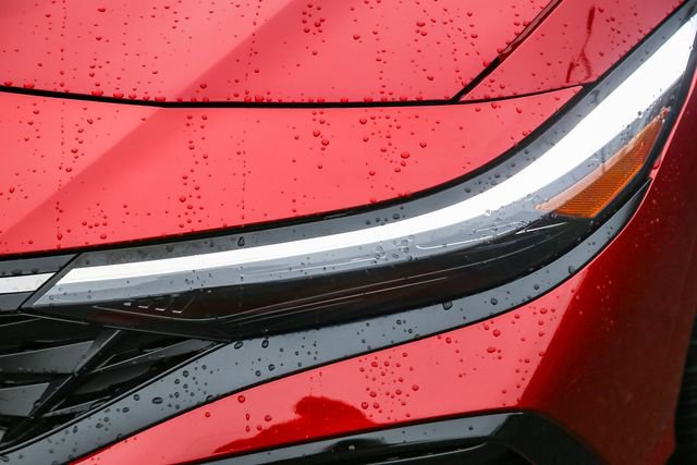 Certified 2024 Hyundai Elantra SEL w/ Convenience Package image 5