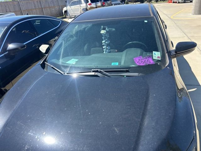 Used 2018 Honda Civic Sport image 2