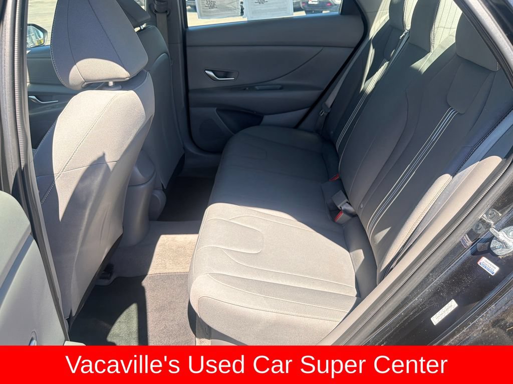 Used 2023 Hyundai Elantra Blue FWD image 23