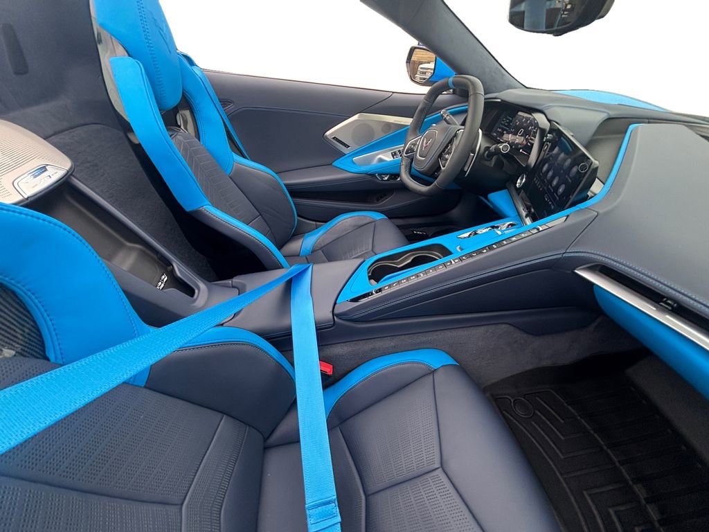 Used 2023 Chevrolet Corvette Stingray Premium Conv w/ 3LT RWD image 30