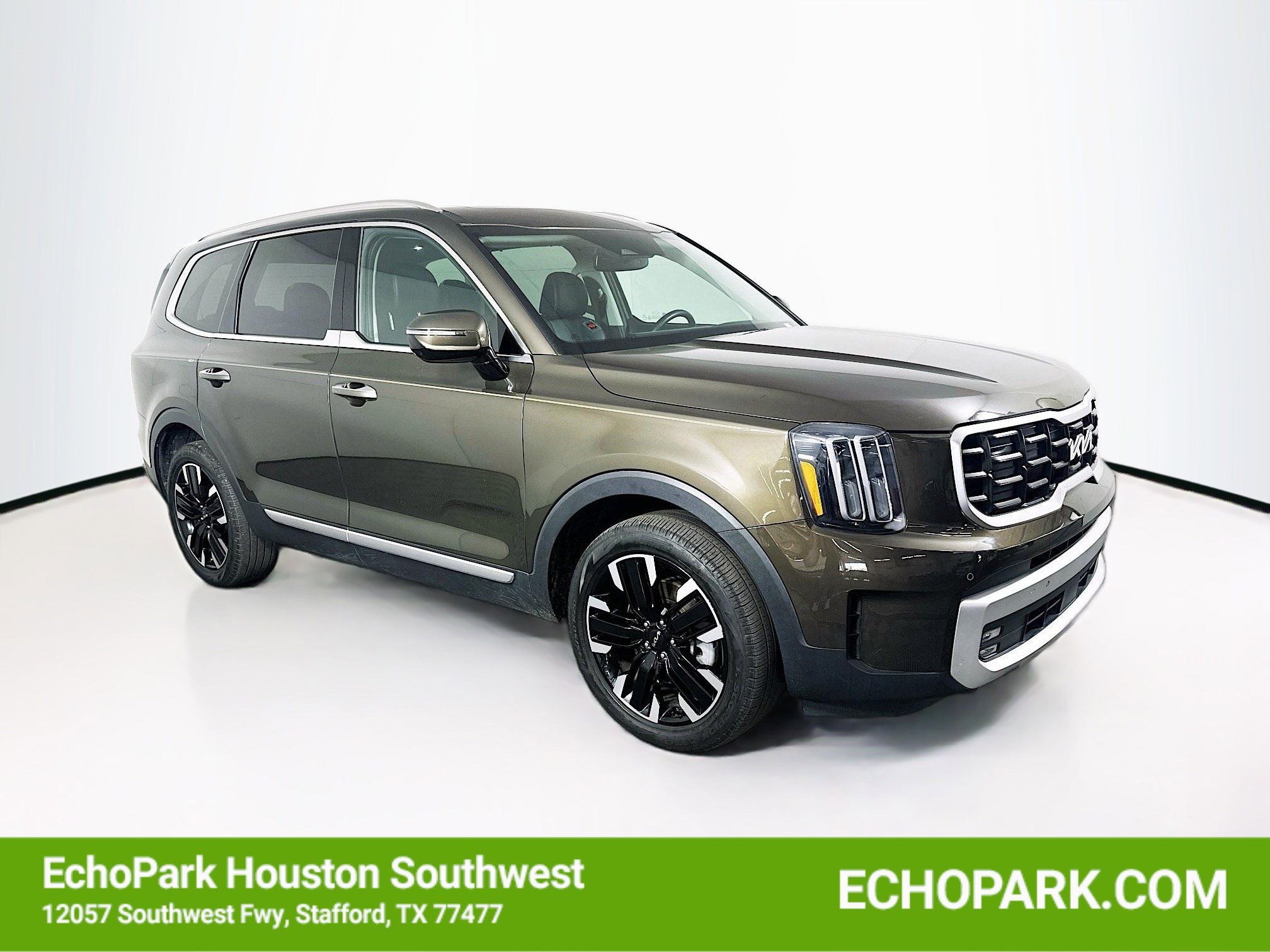 Used 2024 Kia Telluride SX