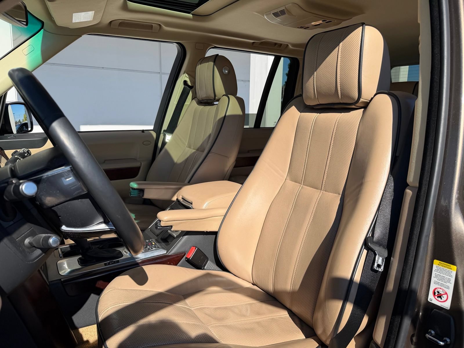 Used 2012 Land Rover Range Rover HSE LUX w/ Luxury Interior Pkg AWD/4WD image 13