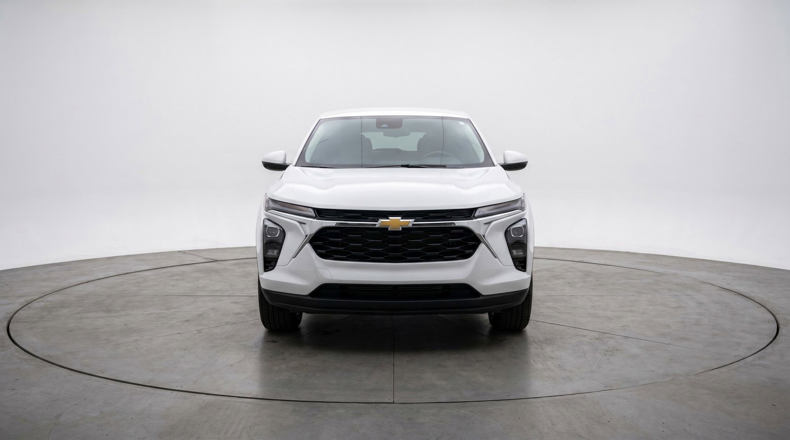 Used 2025 Chevrolet TrailBlazer LT AWD/4WD image 2