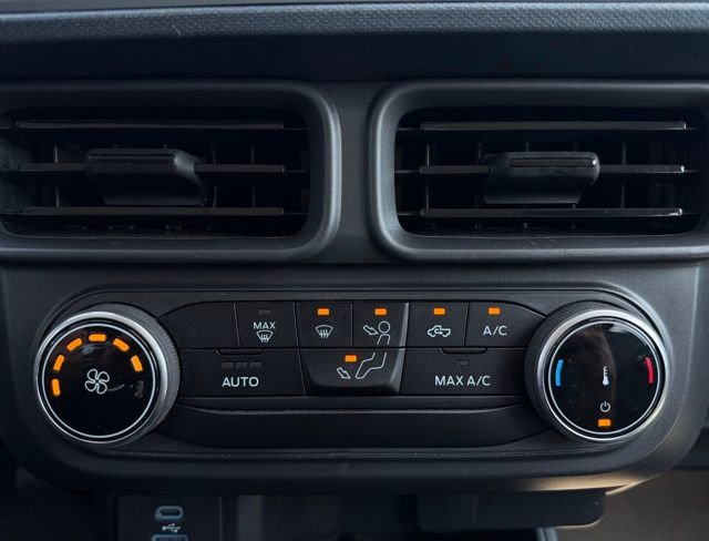 Used 2023 Ford Maverick XL image 19