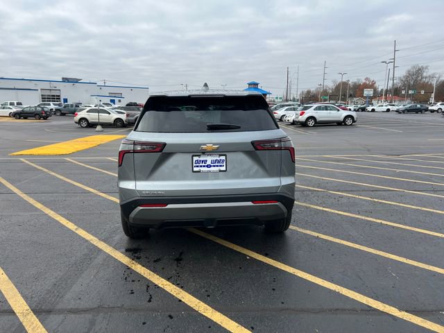 New 2026 Chevrolet Equinox LT w/ Convenience Package II image 4