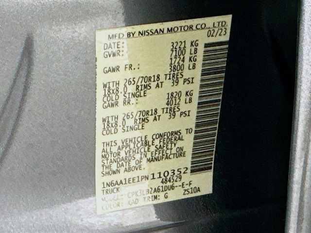 Used 2023 Nissan Titan SV image 30