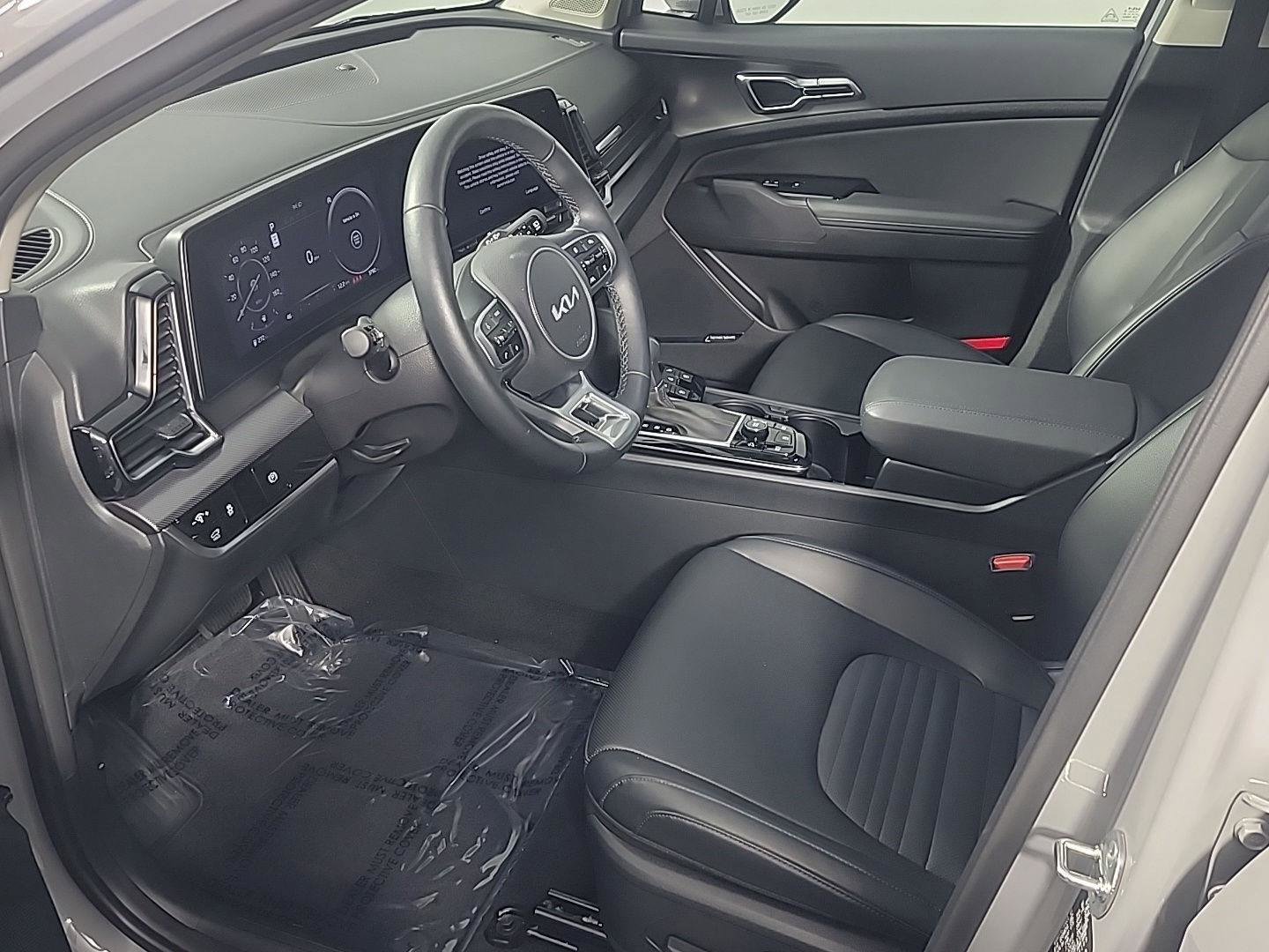 Used 2025 Kia Sportage SX image 18