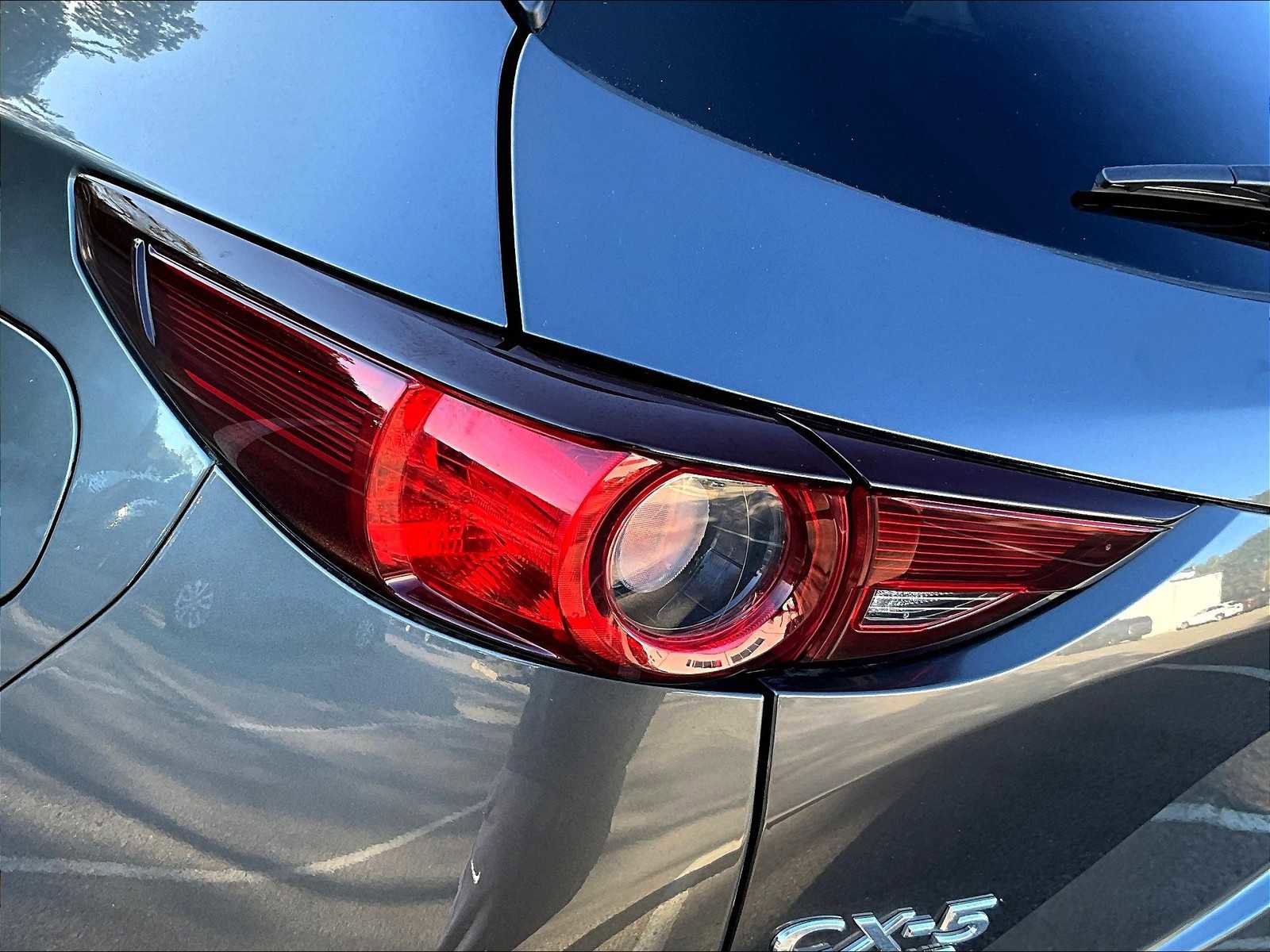 Used 2020 MAZDA CX-5 Touring image 32