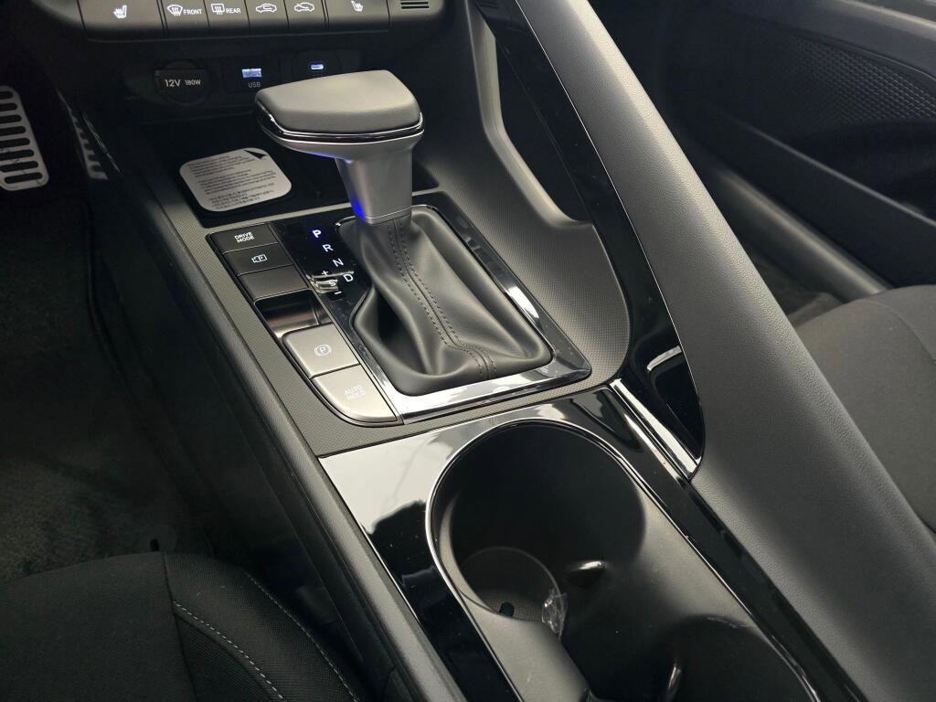 New 2026 Hyundai Elantra SEL Sport image 31