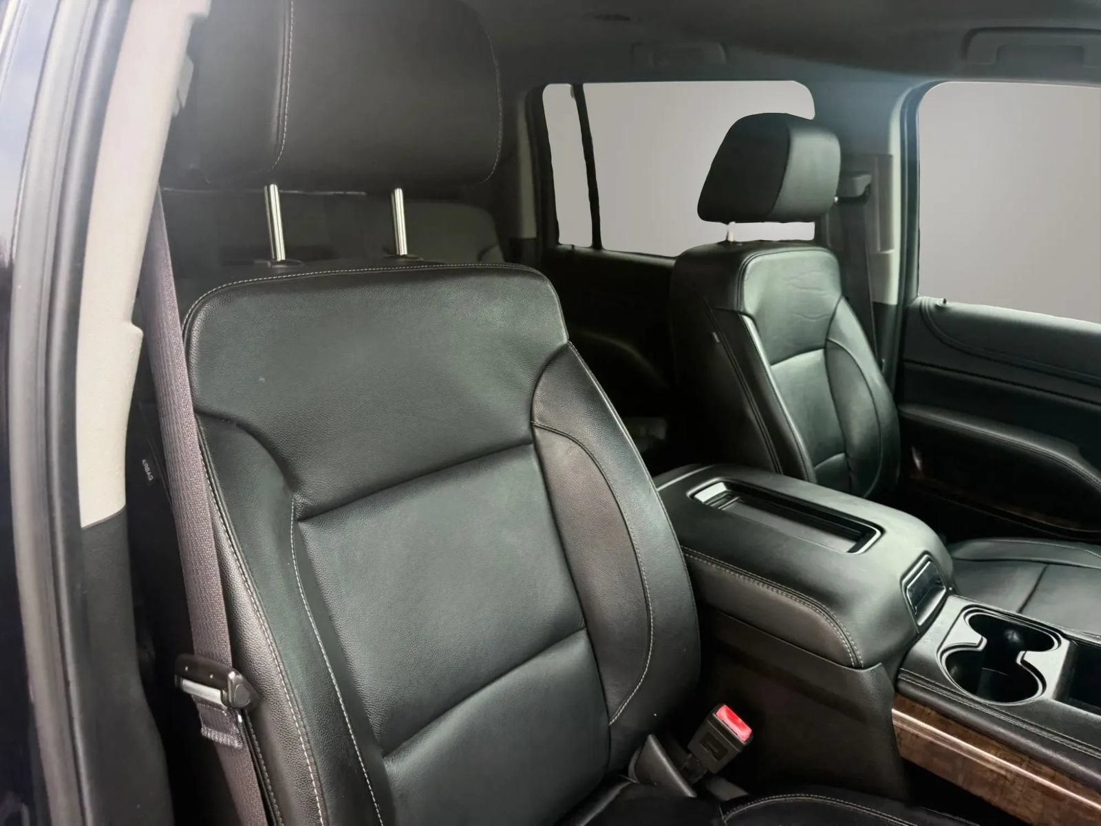 Used 2017 Chevrolet Suburban LT AWD/4WD image 52