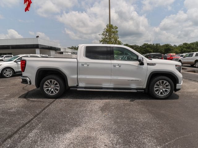 Used 2023 GMC Sierra 1500 Denali w/ Technology Package AWD/4WD image 11