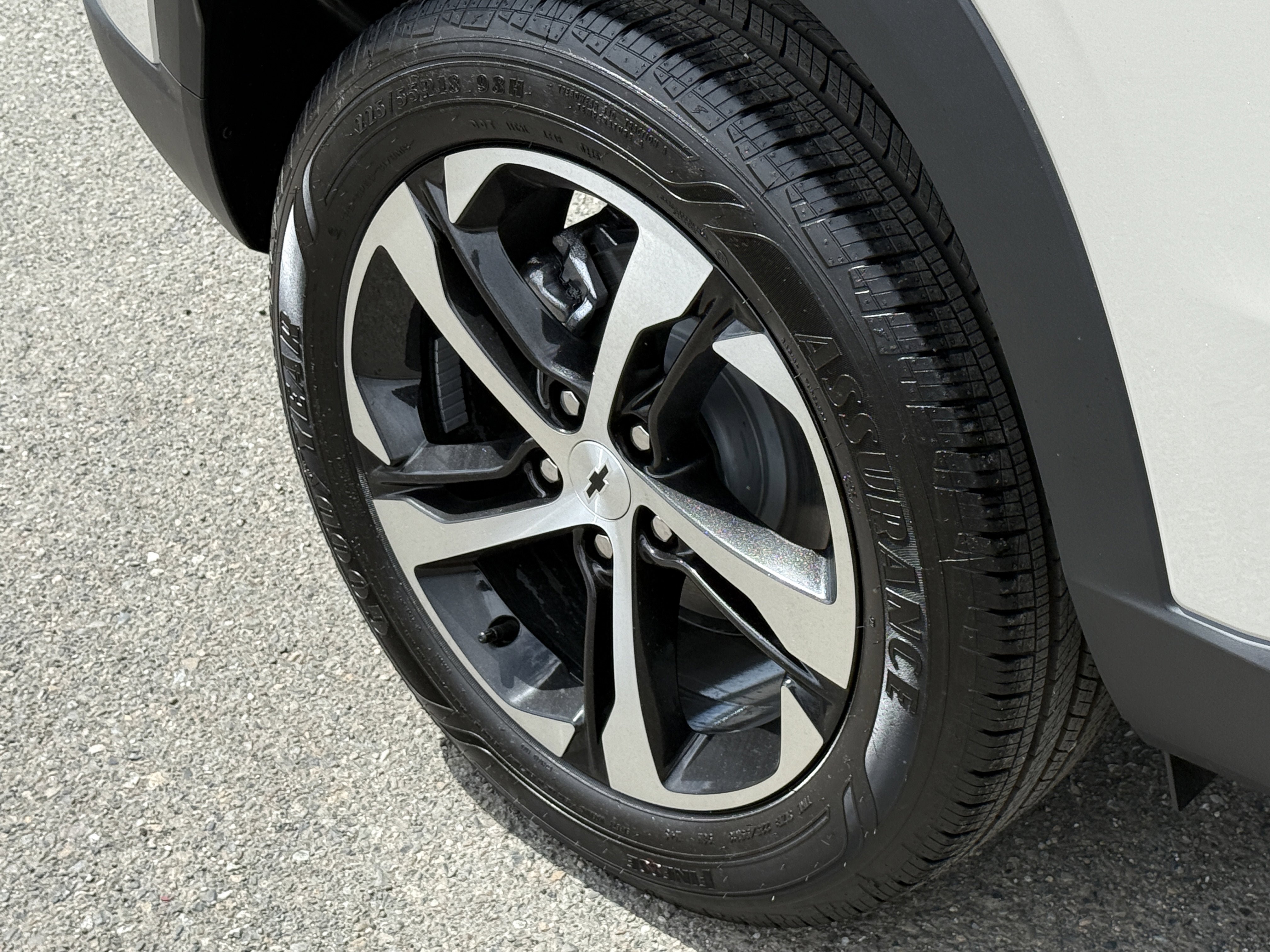 New 2026 Chevrolet Trax RS w/ Driver Confidence Package FWD image 28