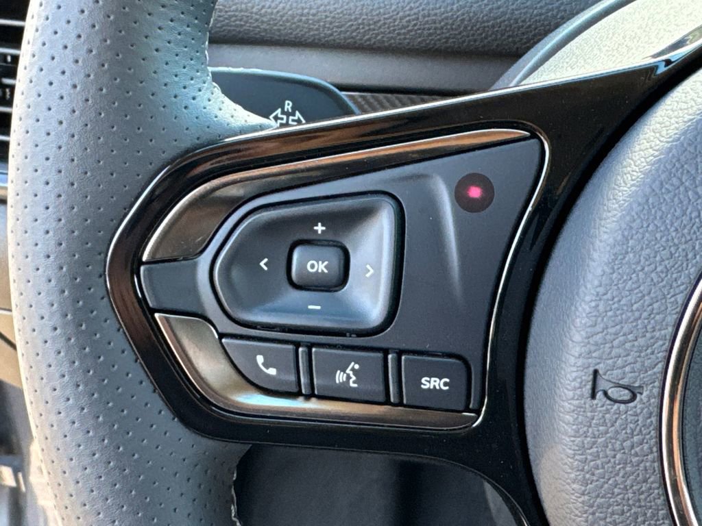 New 2025 VinFast VF 8 Eco AWD/4WD image 30