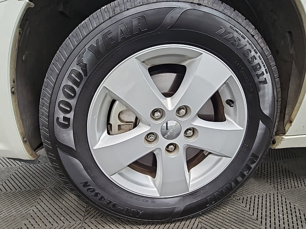 Used 2013 Dodge Grand Caravan SE image 34