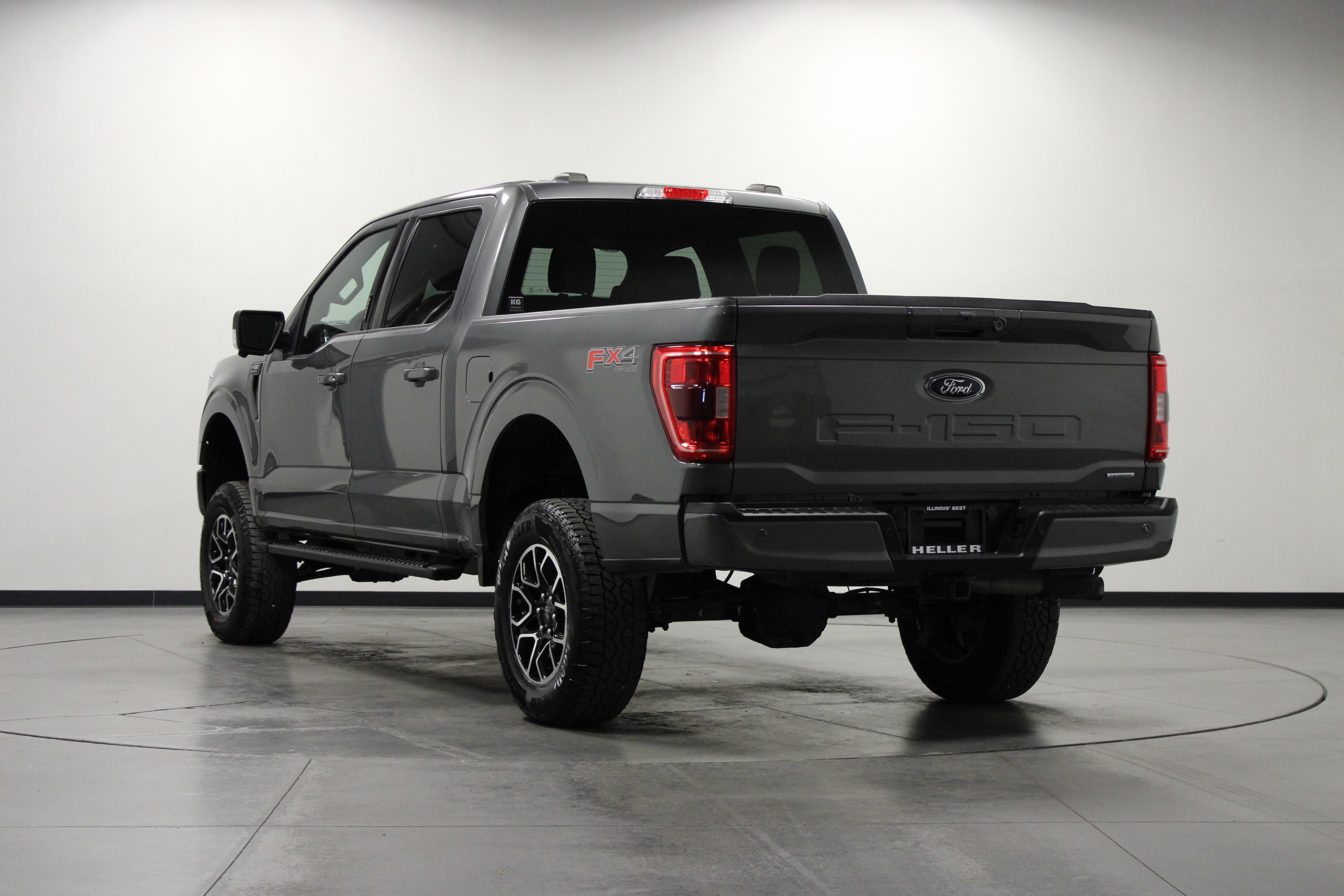 Used 2023 Ford F150 XLT w/ Equipment Group 302A High image 6