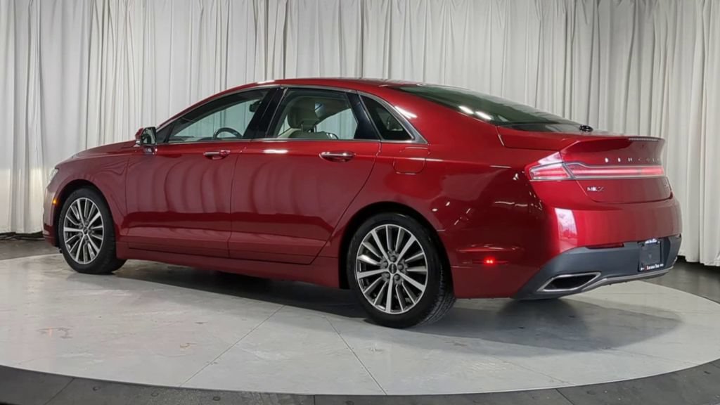 Used 2017 Lincoln MKZ Premiere FWD image 8