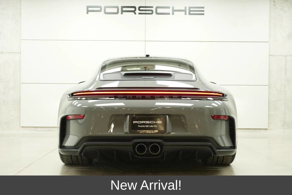 Used 2026 Porsche 911 GT3 RWD image 12