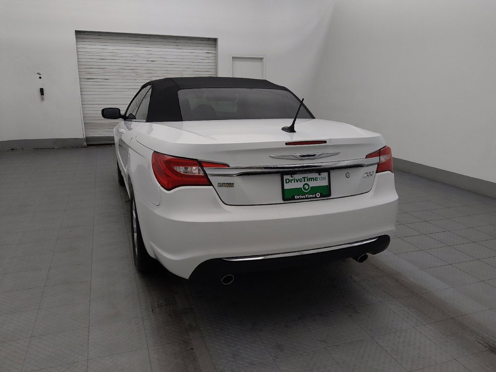 Used 2014 Chrysler 200 Touring image 6