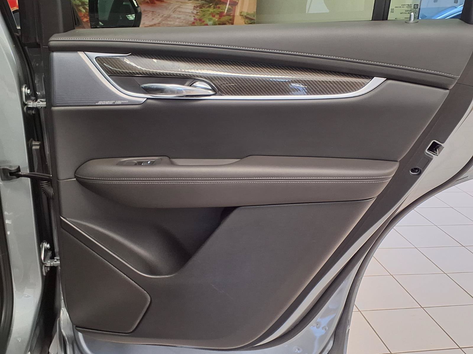 Certified 2024 Cadillac XT6 Sport w/ Technology Package AWD/4WD image 12