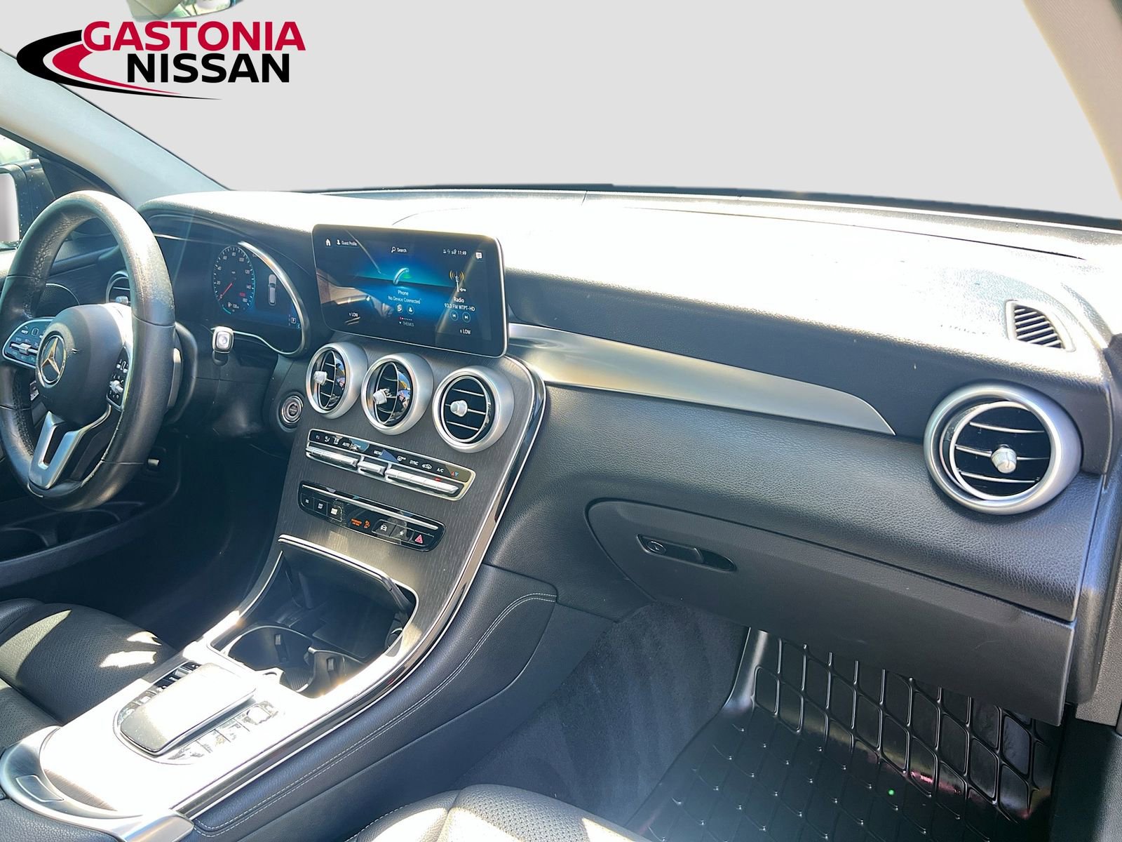 Used 2021 Mercedes-Benz GLC 300 image 38