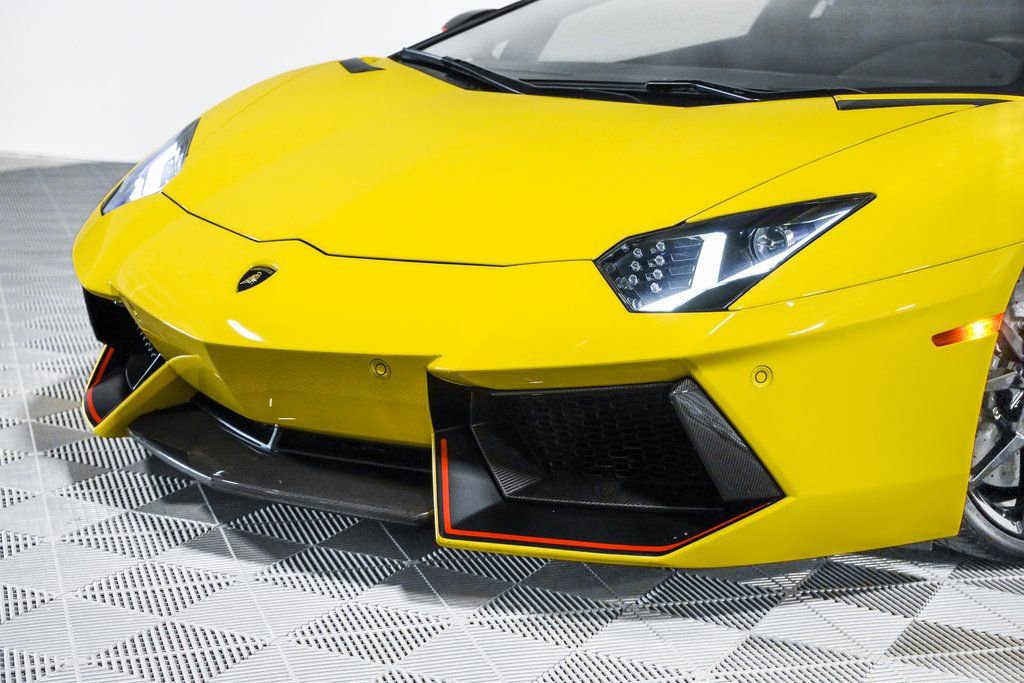 Used 2016 Lamborghini Aventador LP 700-4 AWD/4WD image 10
