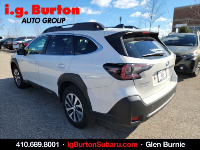Used 2025 Subaru Outback Premium image 4