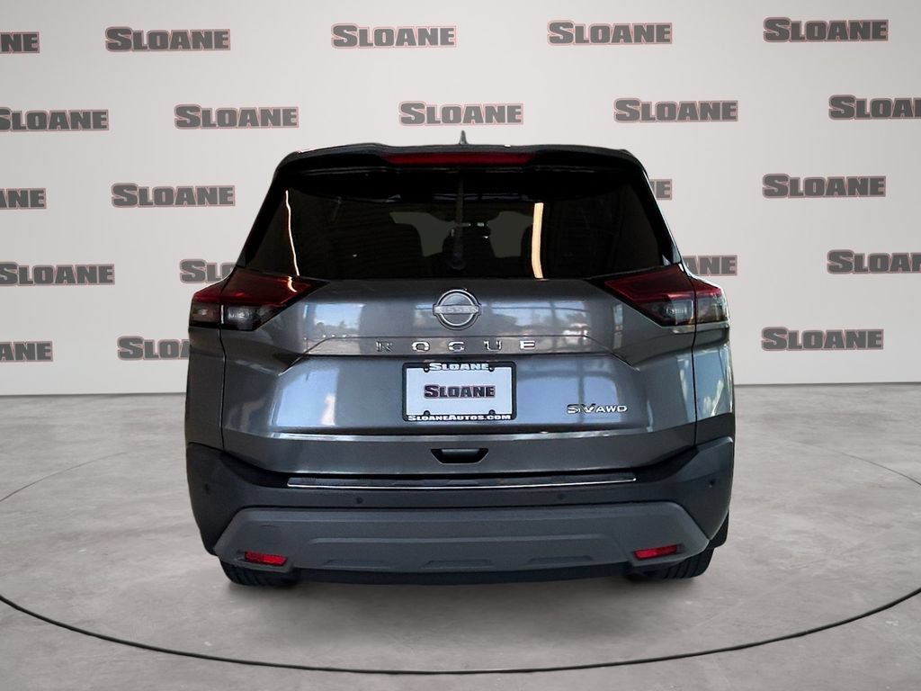 Used 2022 Nissan Rogue SV AWD/4WD image 4