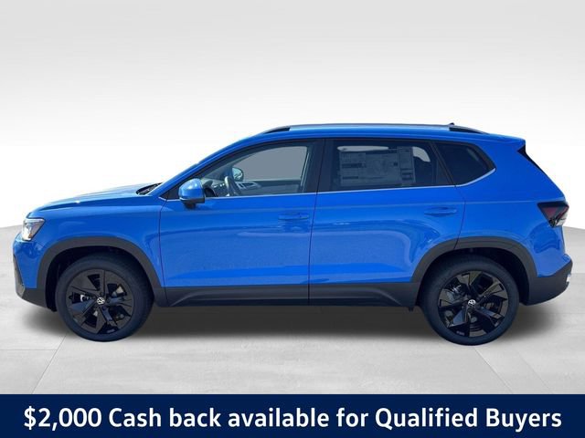 New 2026 Volkswagen Taos SE FWD image 2