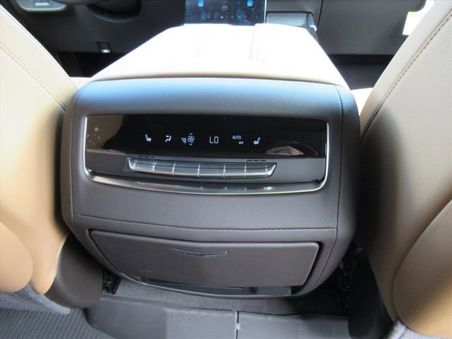 New 2026 Cadillac Escalade ESV Luxury w/ Touring Package image 15