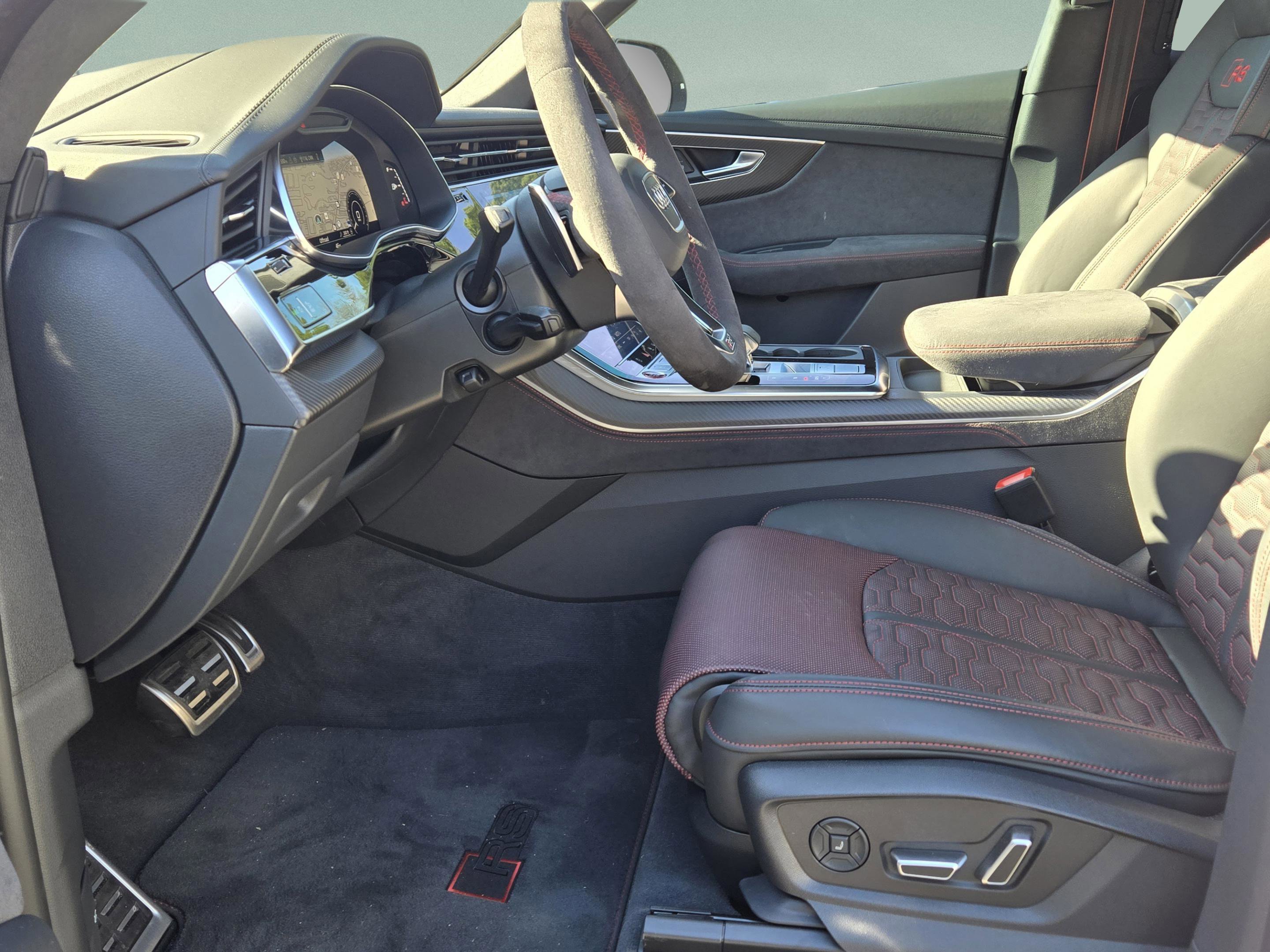 New 2026 Audi RS Q8 performance image 9