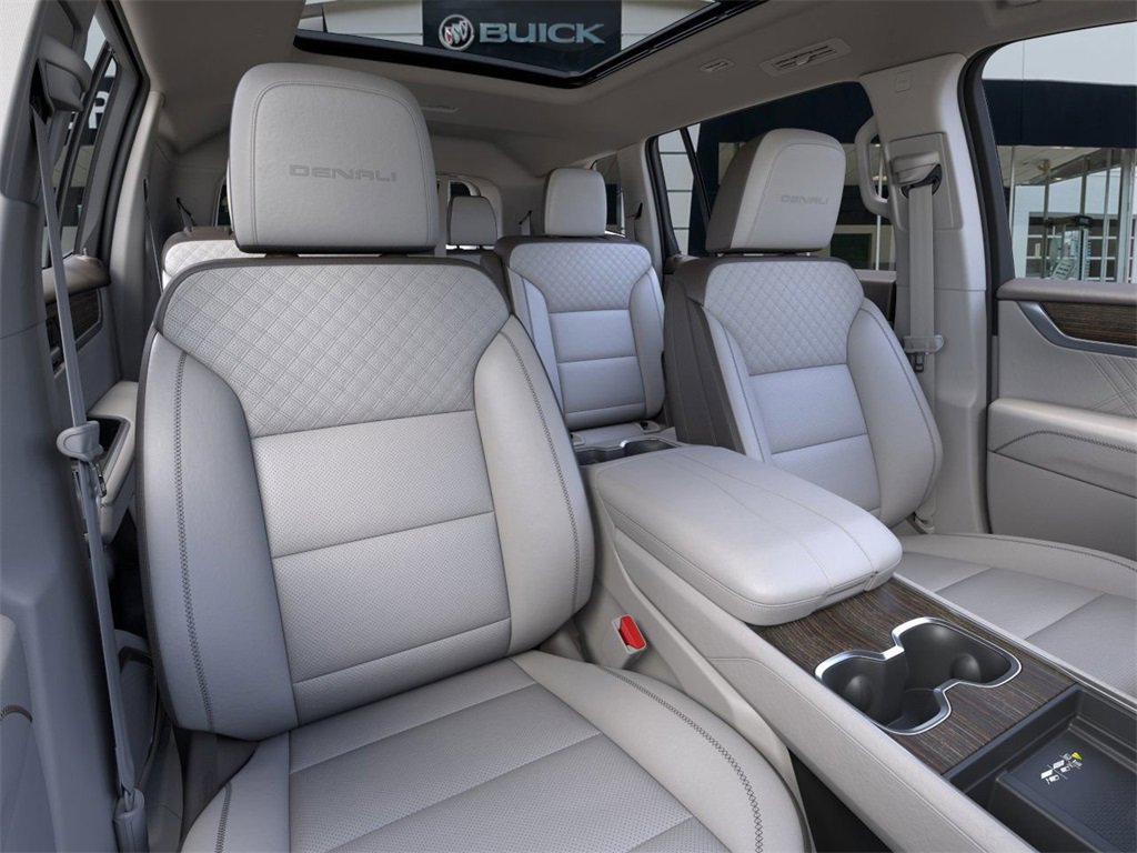 New 2026 GMC Acadia Denali w/ Super Cruise Package image 16