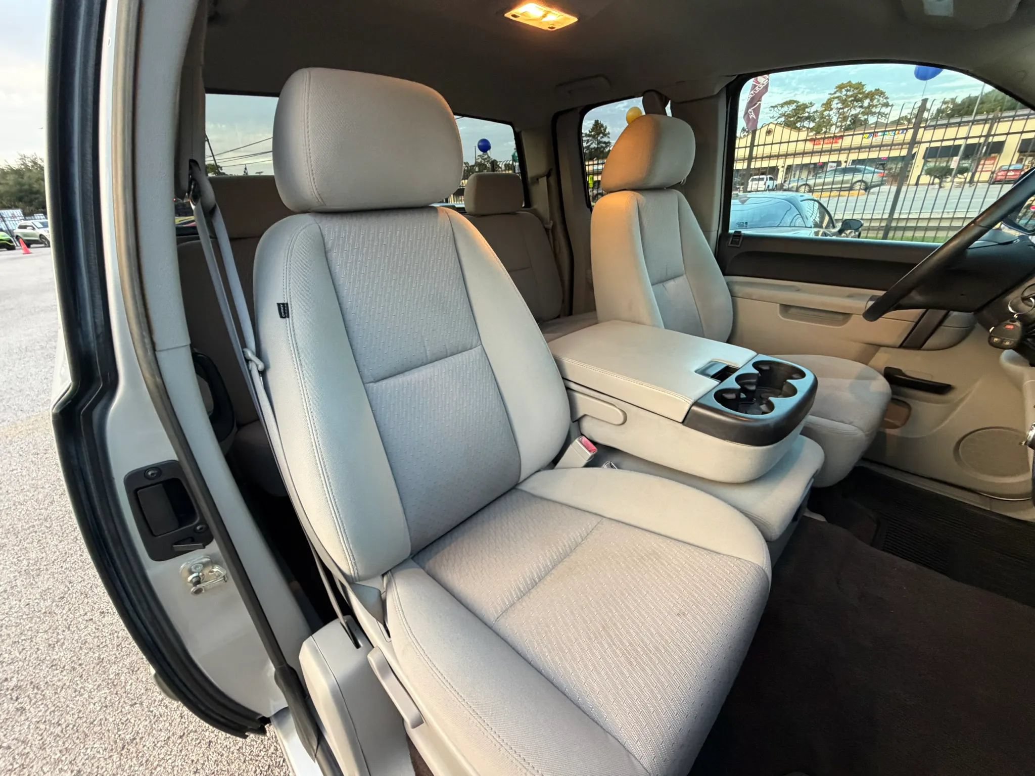 Used 2011 Chevrolet Silverado 1500 LT RWD image 25