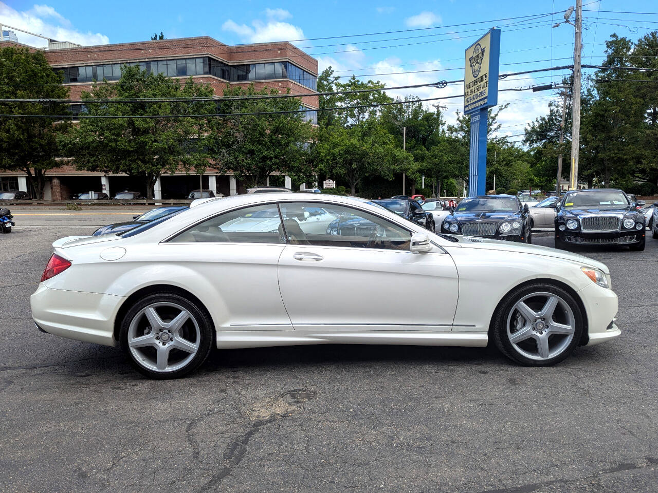 Used 2013 Mercedes-Benz CL 550 4MATIC image 6