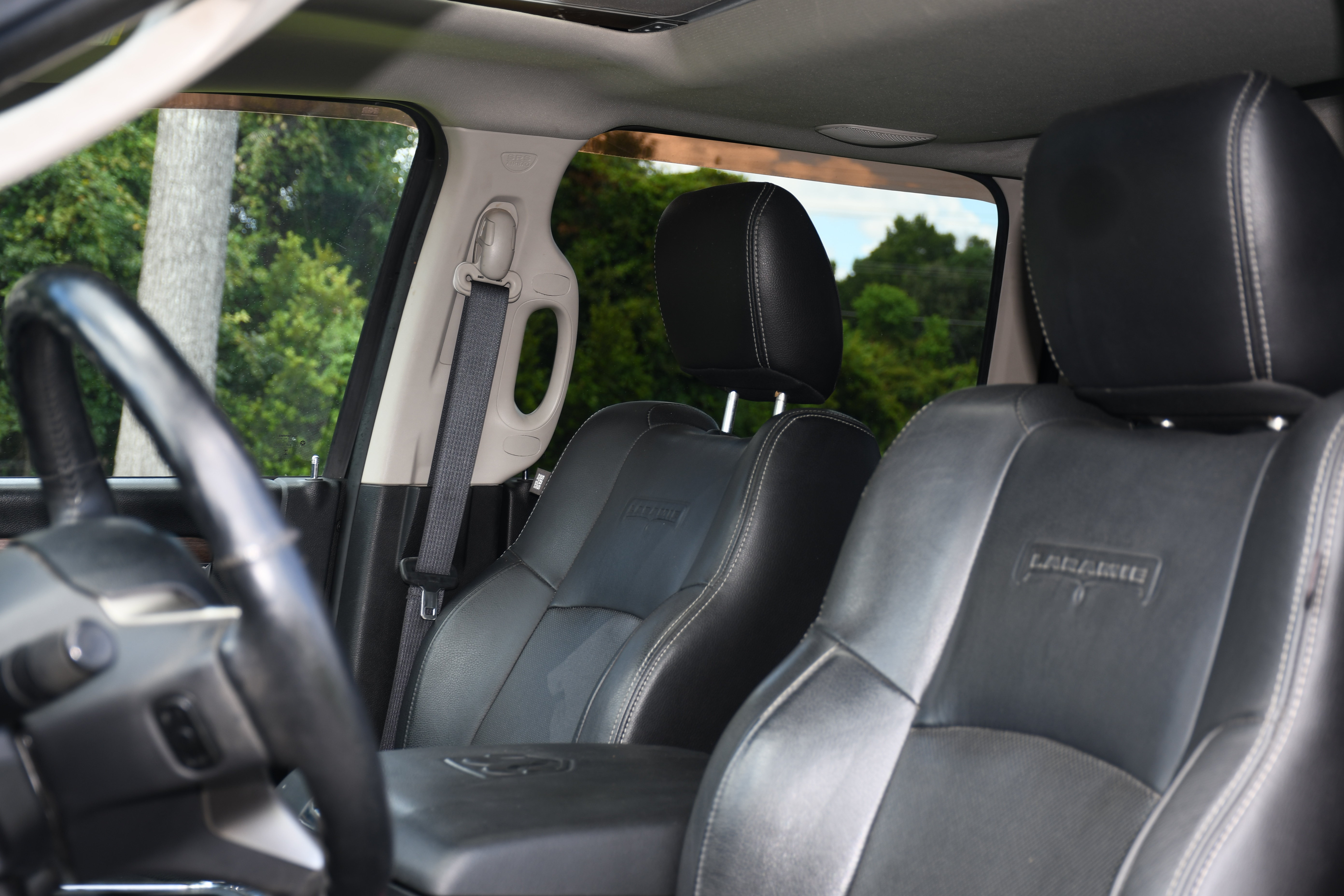 Used 2016 RAM 2500 Laramie w/ Sport Appearance Group AWD/4WD image 12