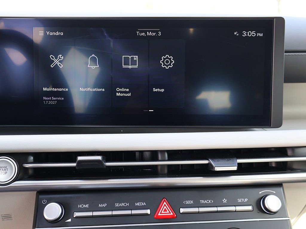 Used 2025 Hyundai Tucson SE image 45