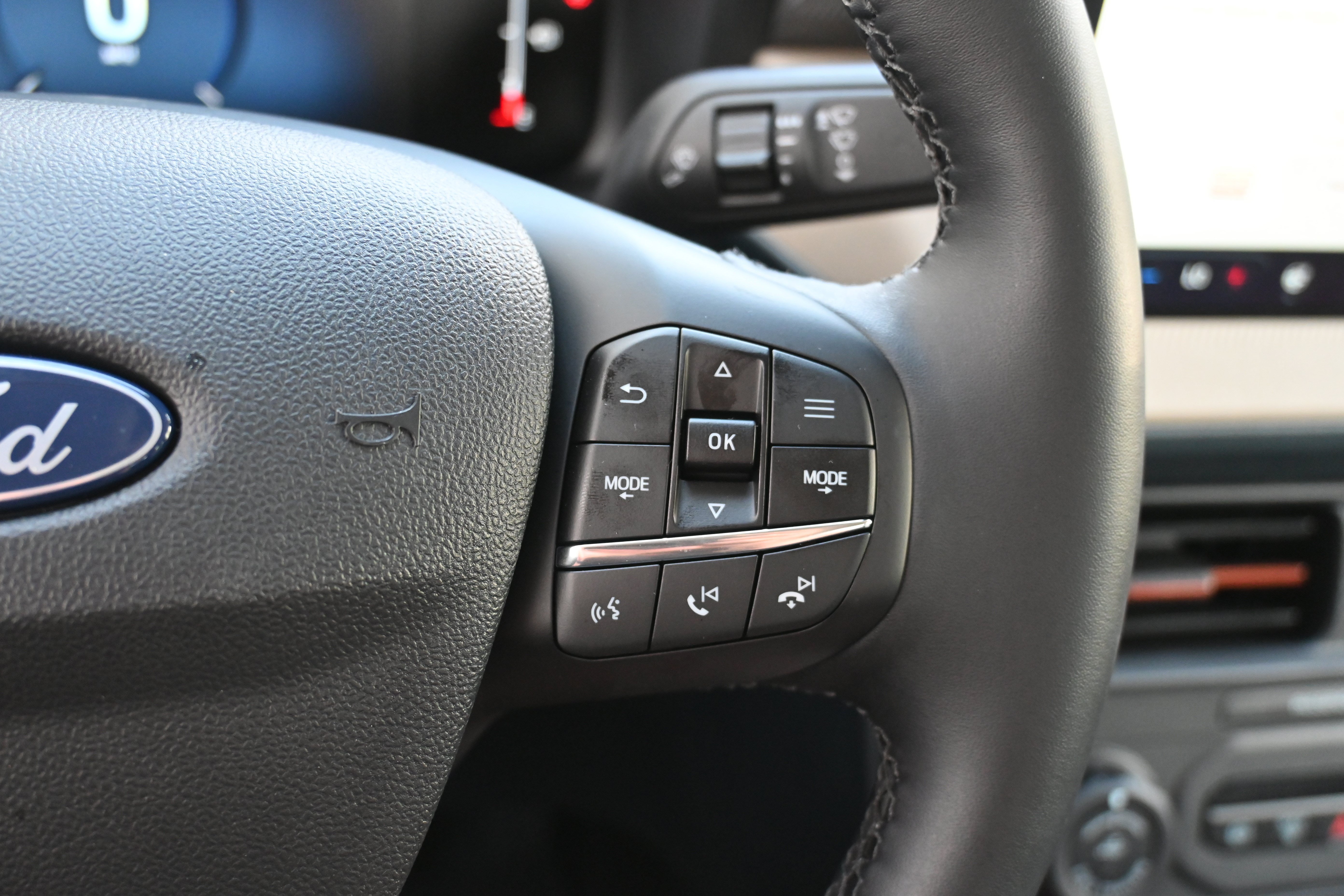 Used 2026 Ford Maverick Lariat w/ 4K Tow Package AWD/4WD image 20