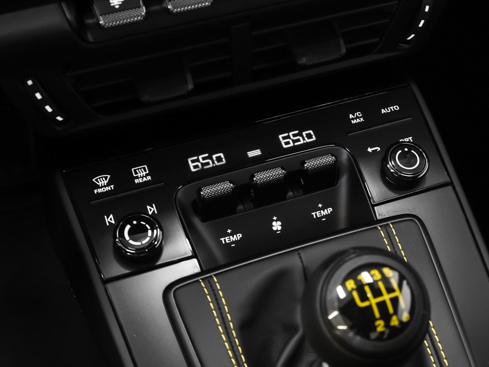 Certified 2026 Porsche 911 GT3 RWD image 67