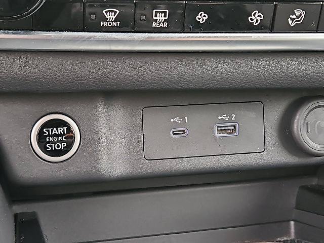 Certified 2023 Nissan Rogue SV AWD/4WD image 18