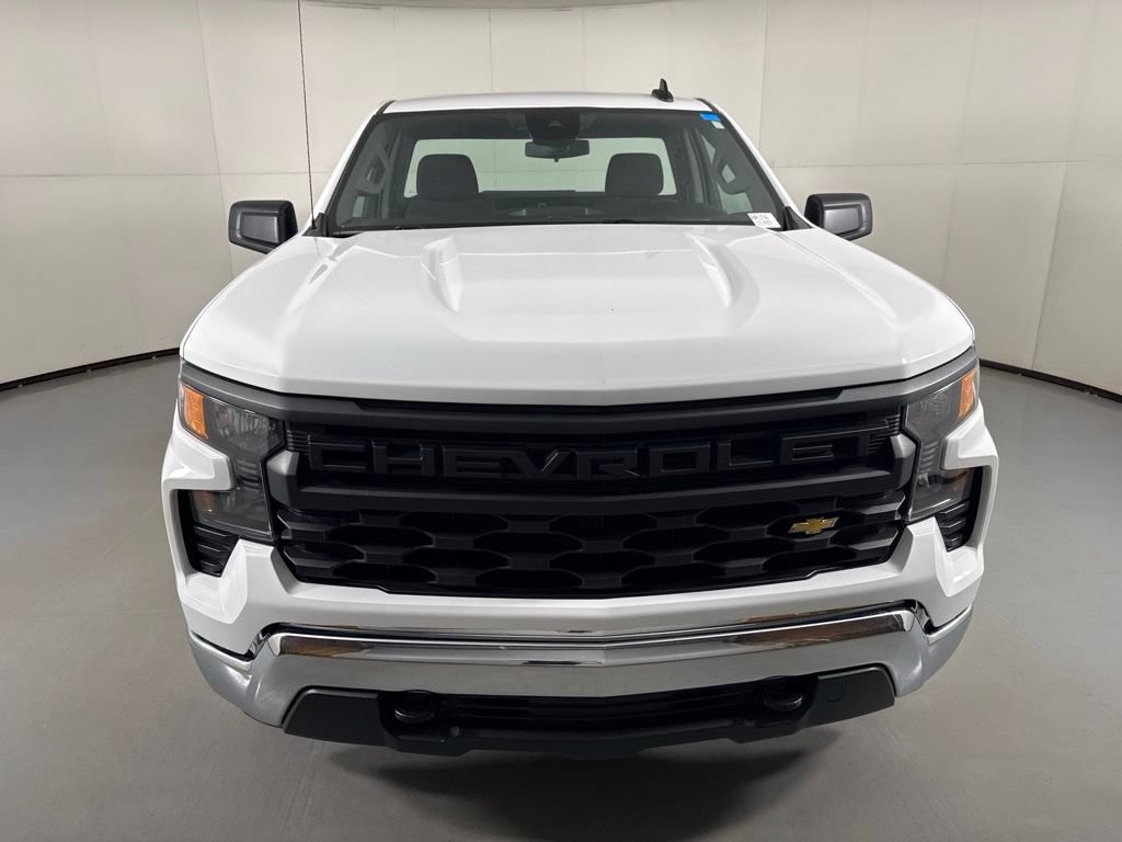 Certified 2025 Chevrolet Silverado 1500 W/T RWD image 4