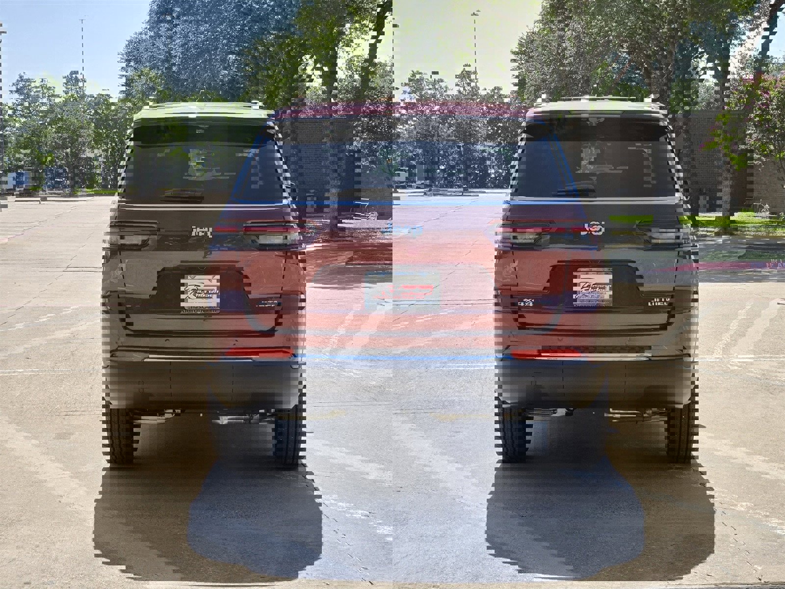 New 2025 Jeep Grand Cherokee L Limited w/ Luxury Tech Group II image 5