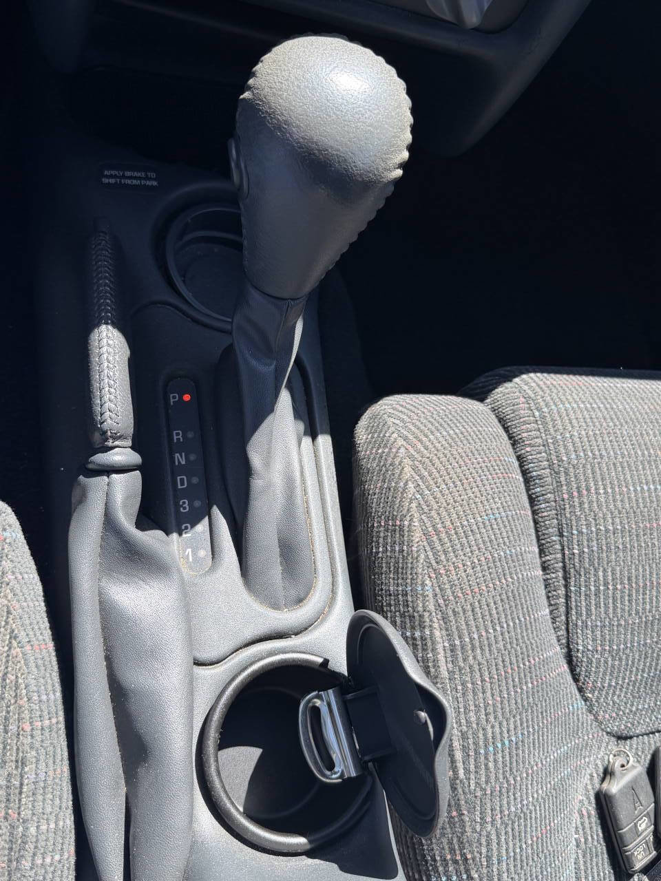 Used 1996 Pontiac Grand Am SE FWD image 29