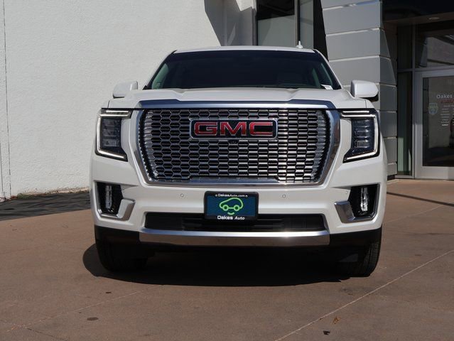 Used 2024 GMC Yukon Denali w/ Advanced Technology Package image 7