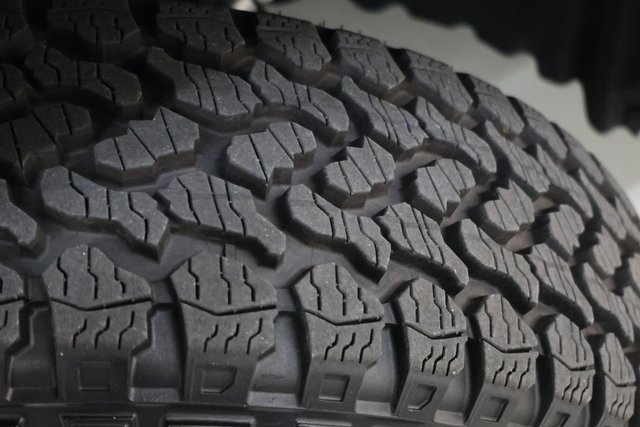Used 2025 Ford Maverick Tremor image 5