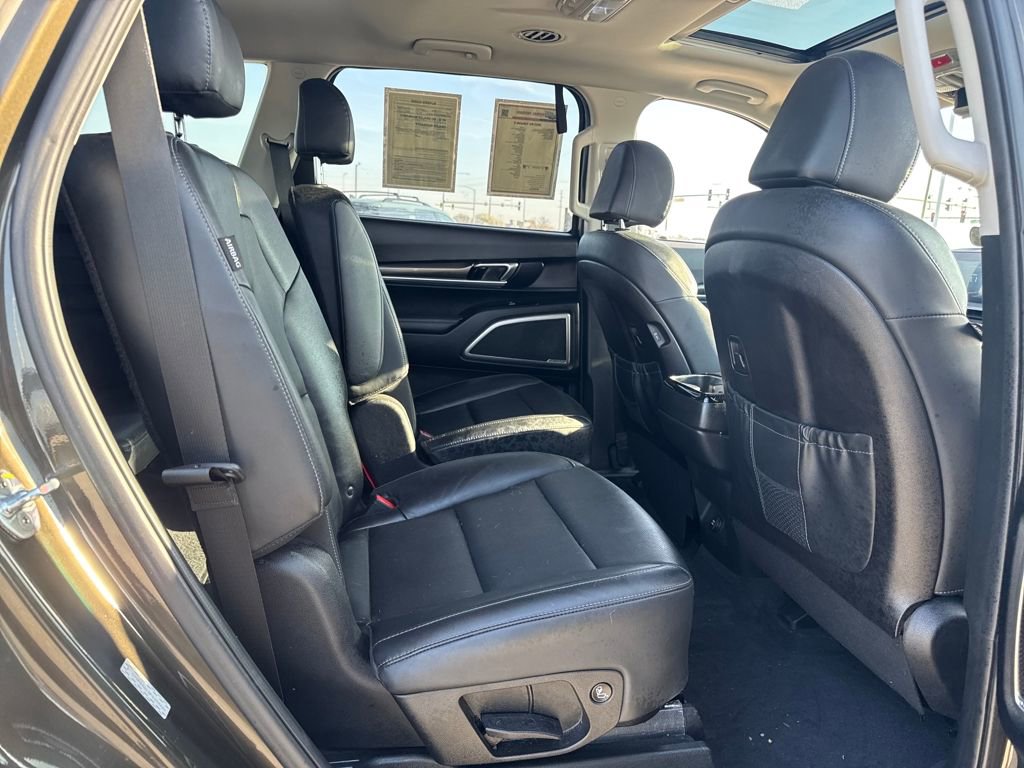 Used 2023 Kia Telluride S w/ S Sunroof Package image 11