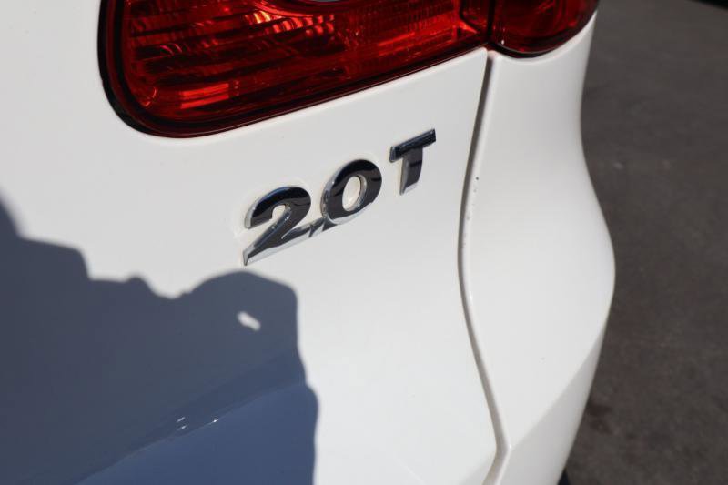 Used 2010 Volkswagen Tiguan 2WD image 11