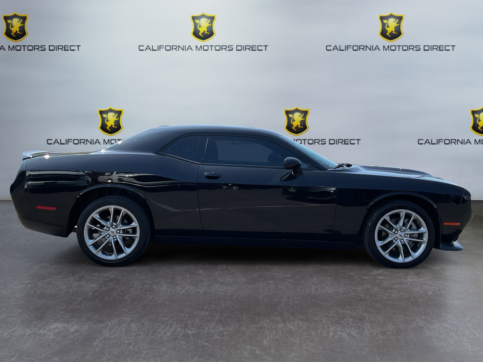 Used 2022 Dodge Challenger GT AWD/4WD image 4
