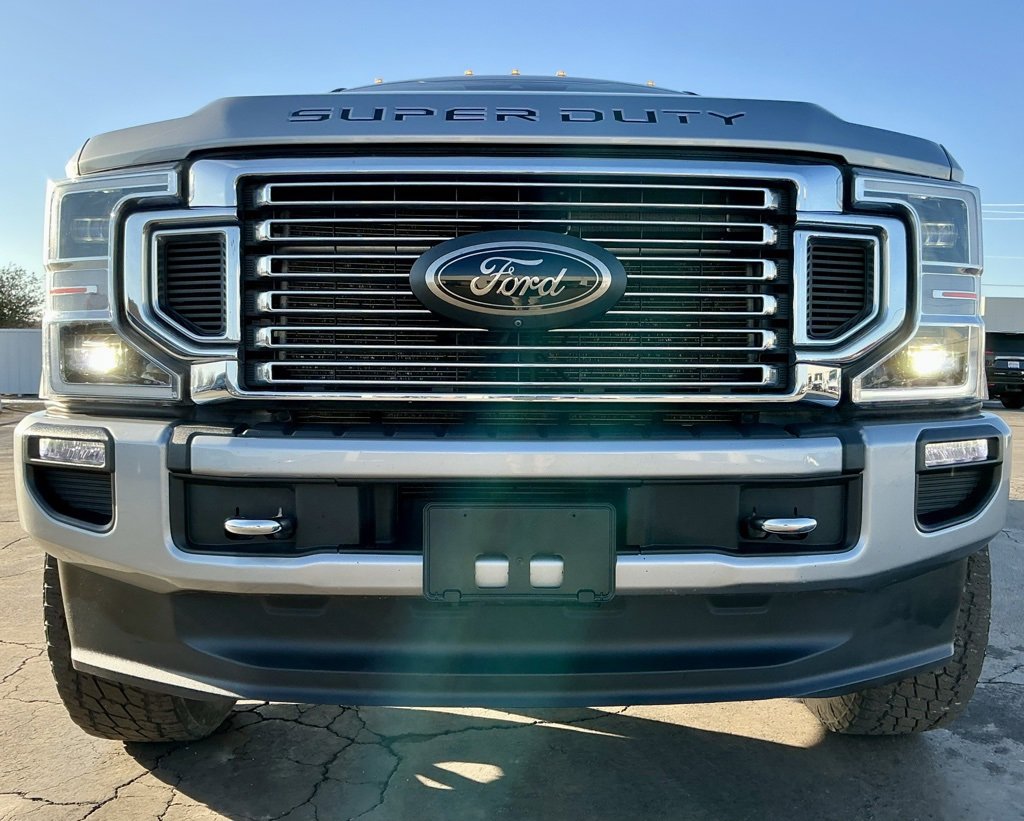 Used 2022 Ford F350 Platinum image 9