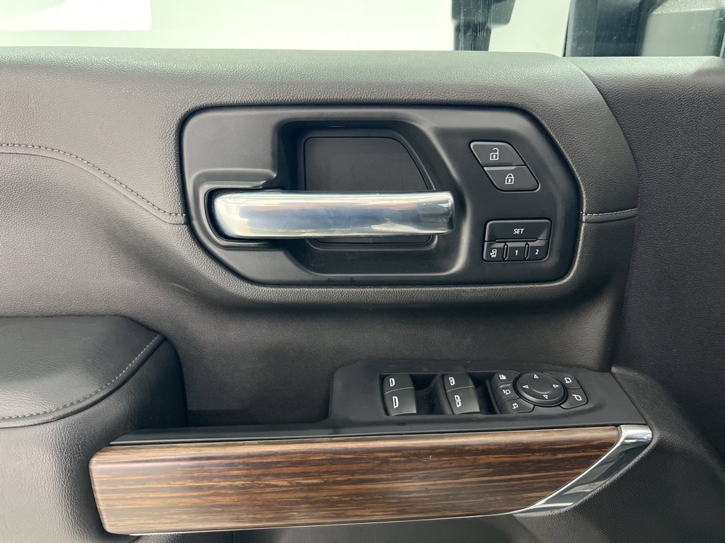 Used 2023 Chevrolet Silverado 2500 High Country w/ Technology Package image 20
