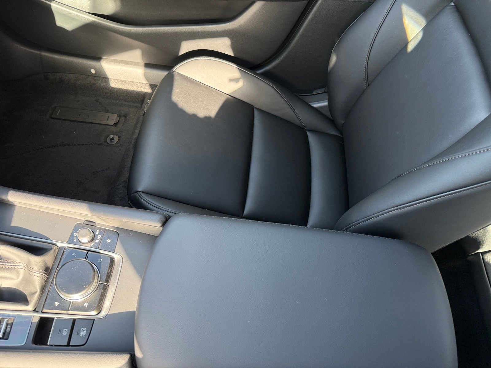 New 2026 MAZDA MAZDA3 2.5 S Sedan w/ Preferred Pkg image 14