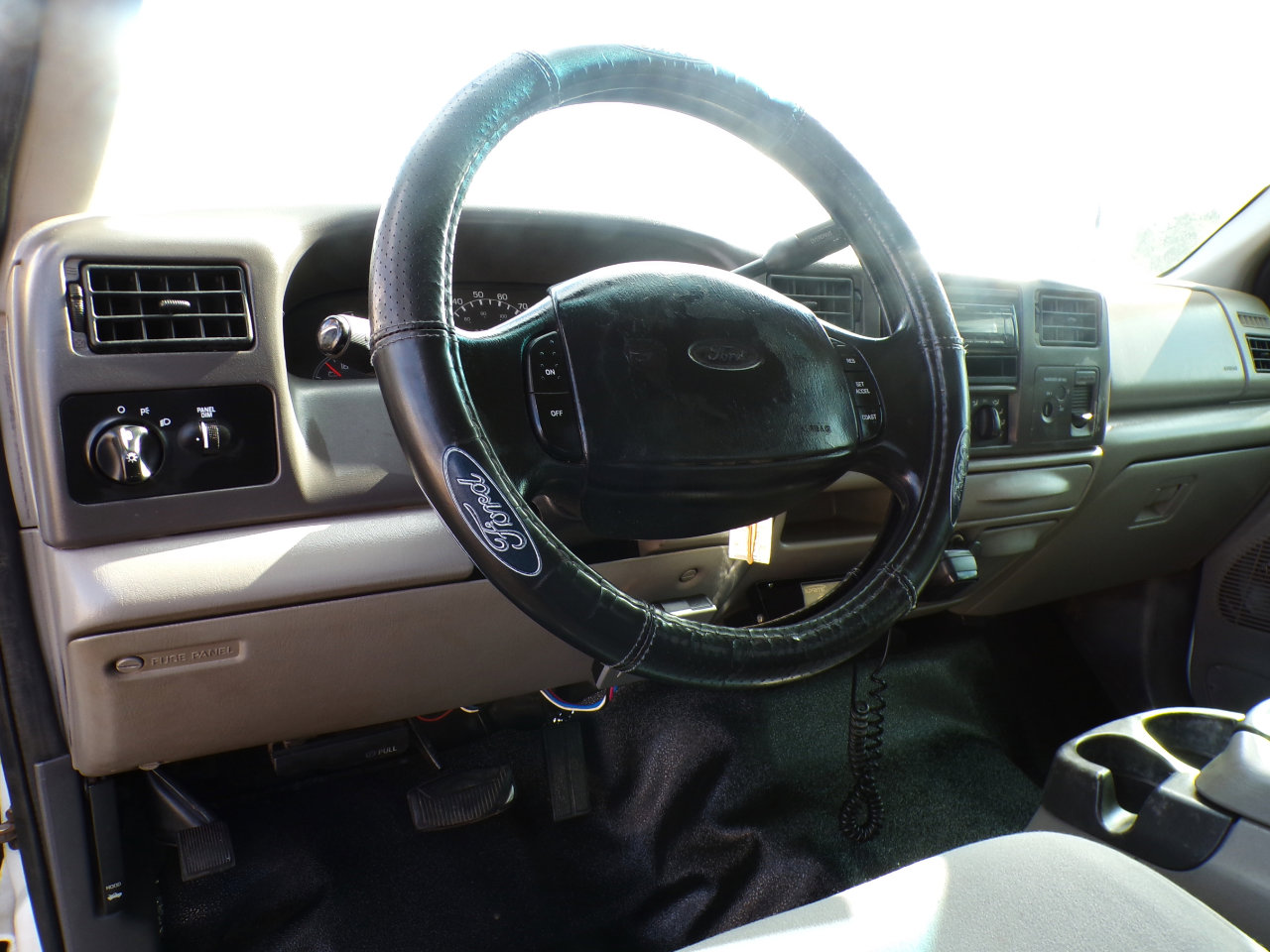 Used 1999 Ford F250 Lariat image 28